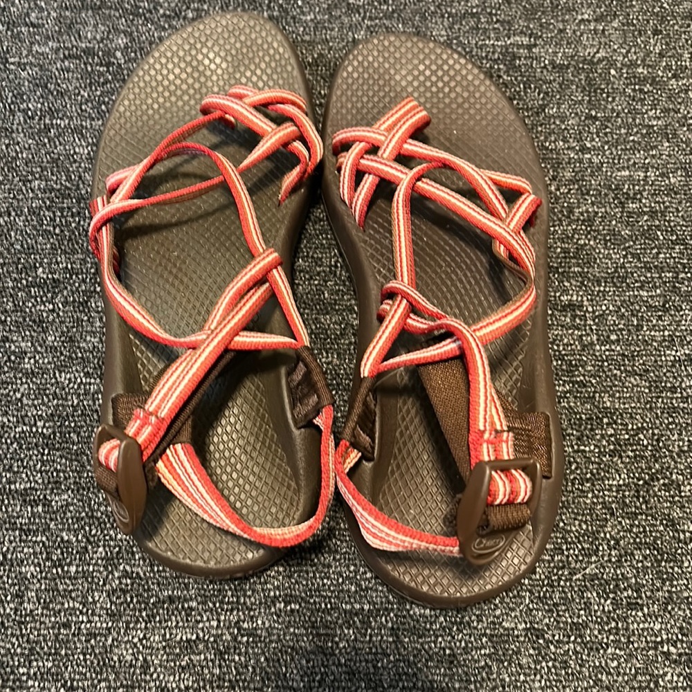 Double strap chacos size 9 orange nice